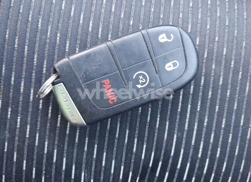 Photo 11 of 2011 Dodge Journey CREW (VIN 3D4PG3FG5BT516038)