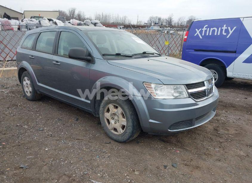 2010 Dodge Journey SE (VIN 3D4PG4FB5AT183073) main photo