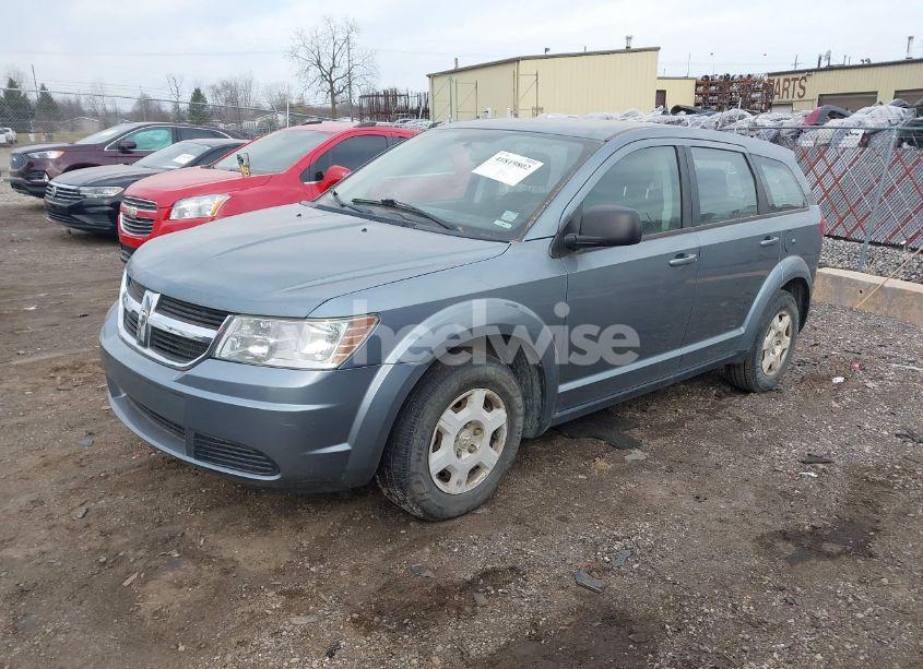 Photo 2 of 2010 Dodge Journey SE (VIN 3D4PG4FB5AT183073)