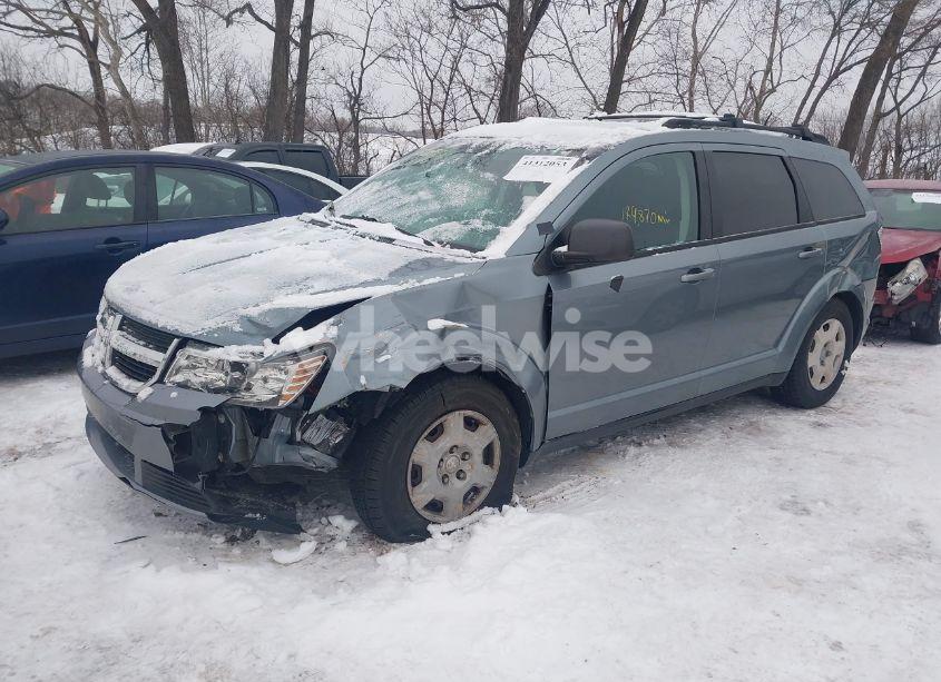 Photo 2 of 2010 Dodge Journey SE (VIN 3D4PG4FB5AT198401)