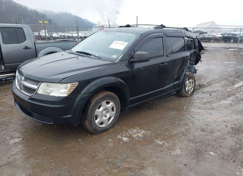 Photo 2 of 2010 Dodge Journey SE (VIN 3D4PG4FB7AT124204)