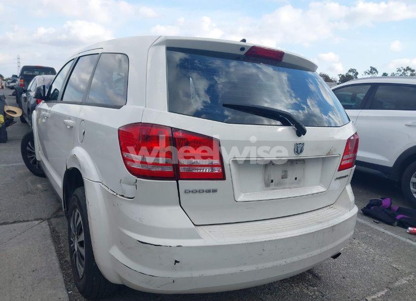 Photo 3 of 2010 Dodge Journey SE (VIN 3D4PG4FB7AT133324)