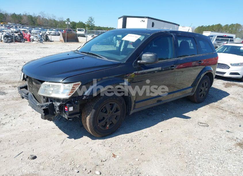 Photo 2 of 2010 Dodge Journey SE (VIN 3D4PG4FB8AT257537)