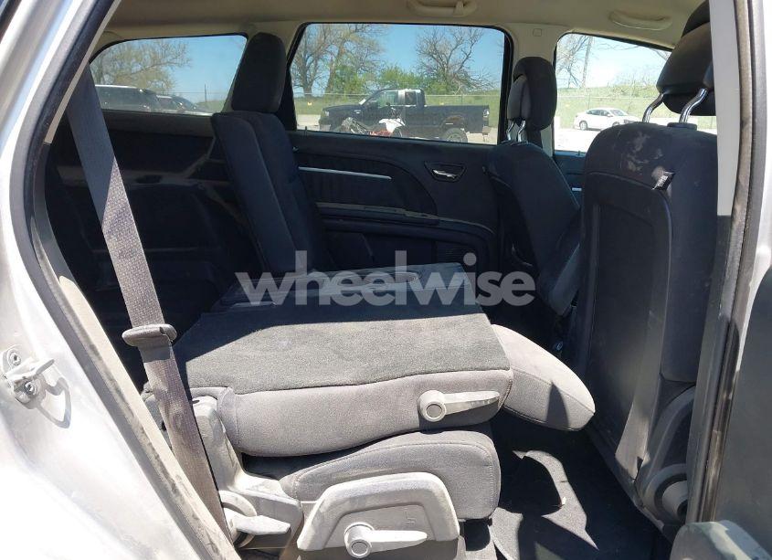 Photo 8 of 2010 Dodge Journey SXT (VIN 3D4PG5FV1AT242703)