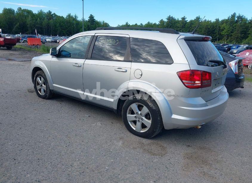Photo 3 of 2010 Dodge Journey SXT (VIN 3D4PG5FV3AT138178)