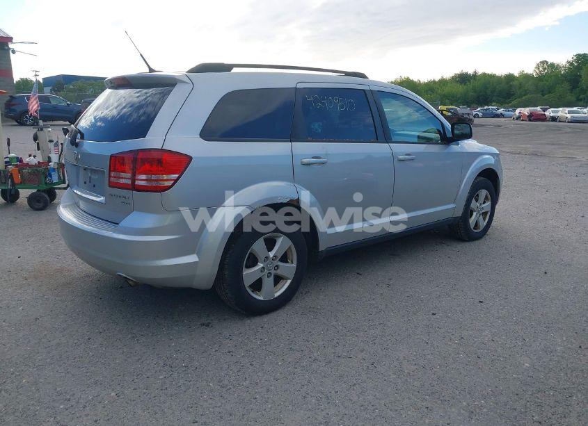Photo 4 of 2010 Dodge Journey SXT (VIN 3D4PG5FV3AT138178)