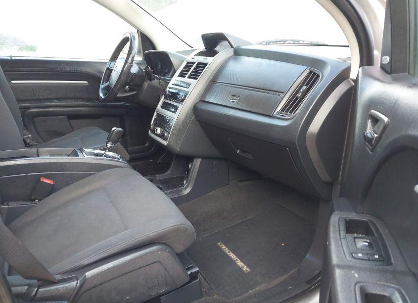 Photo 5 of 2010 Dodge Journey SXT (VIN 3D4PG5FV3AT193861)