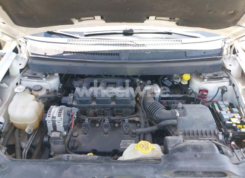 Photo 10 of 2010 Dodge Journey SXT (VIN 3D4PG5FV5AT161364)