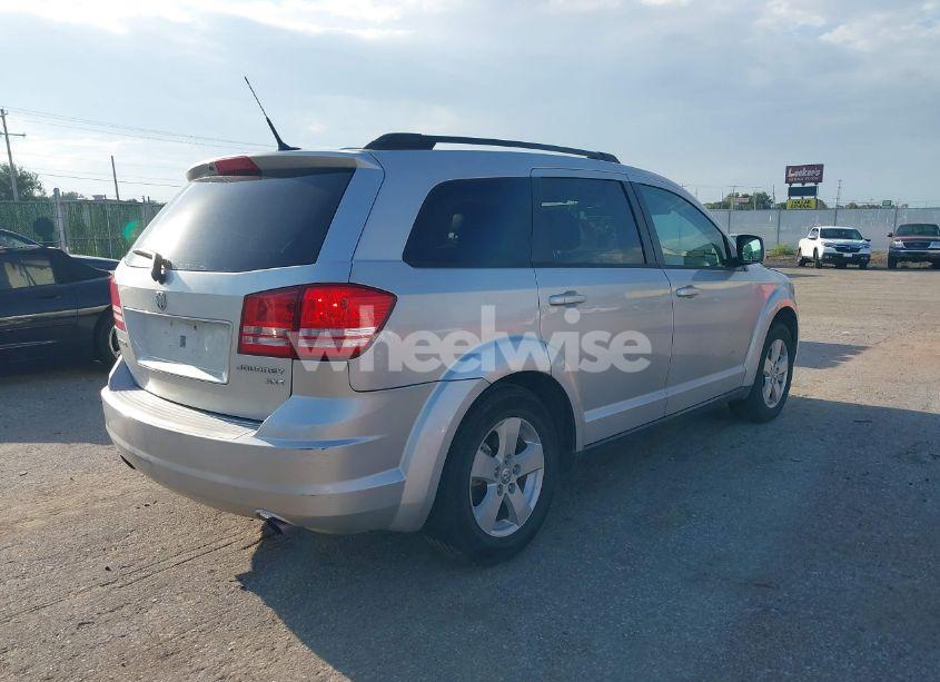 Photo 4 of 2010 Dodge Journey SXT (VIN 3D4PG5FV6AT147943)