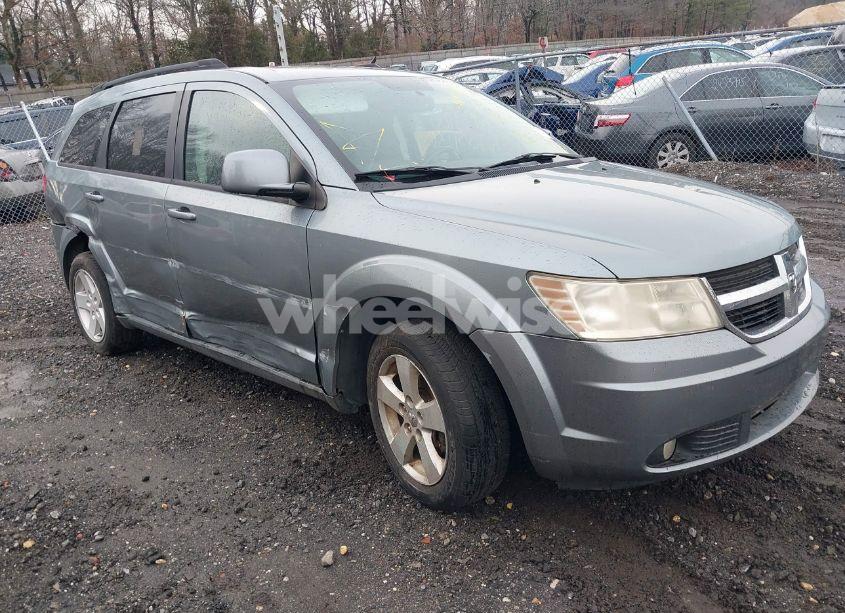 2010 Dodge Journey SXT (VIN 3D4PG5FV6AT161499) main photo