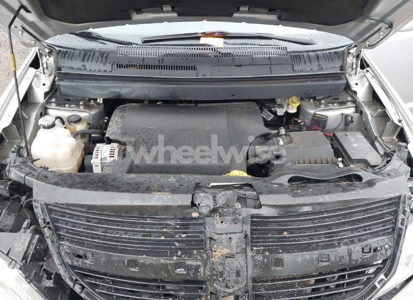 Photo 10 of 2010 Dodge Journey SXT (VIN 3D4PG5FV6AT172874)