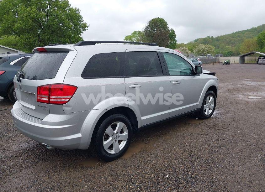 Photo 4 of 2010 Dodge Journey SXT (VIN 3D4PG5FV6AT172874)