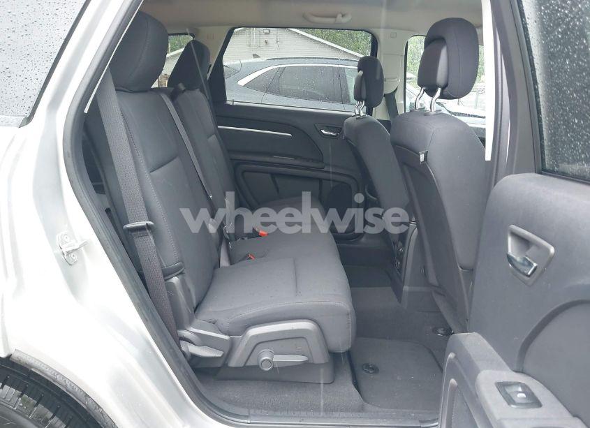 Photo 8 of 2010 Dodge Journey SXT (VIN 3D4PG5FV6AT172874)