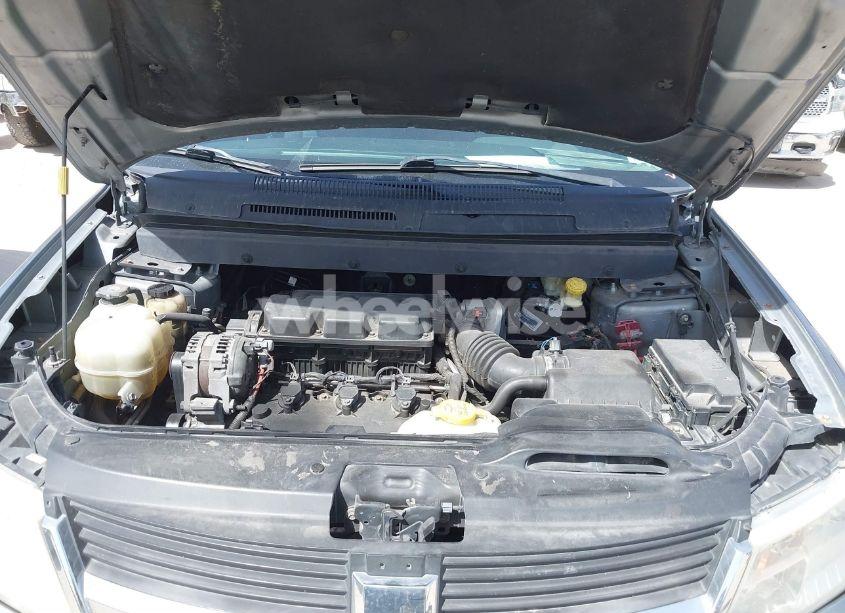 Photo 10 of 2010 Dodge Journey SXT (VIN 3D4PG5FV8AT105936)