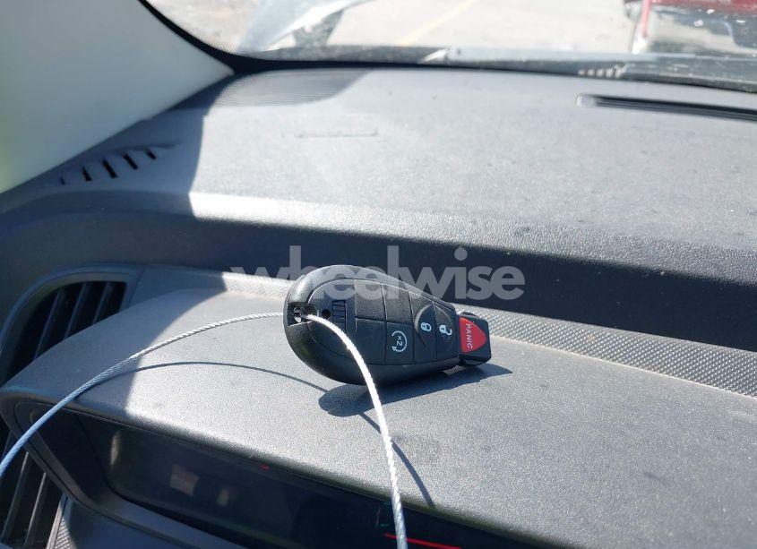 Photo 11 of 2010 Dodge Journey SXT (VIN 3D4PG5FV8AT113860)