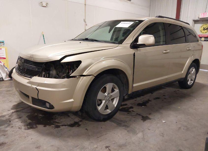 Photo 2 of 2010 Dodge Journey SXT (VIN 3D4PG5FV8AT203929)