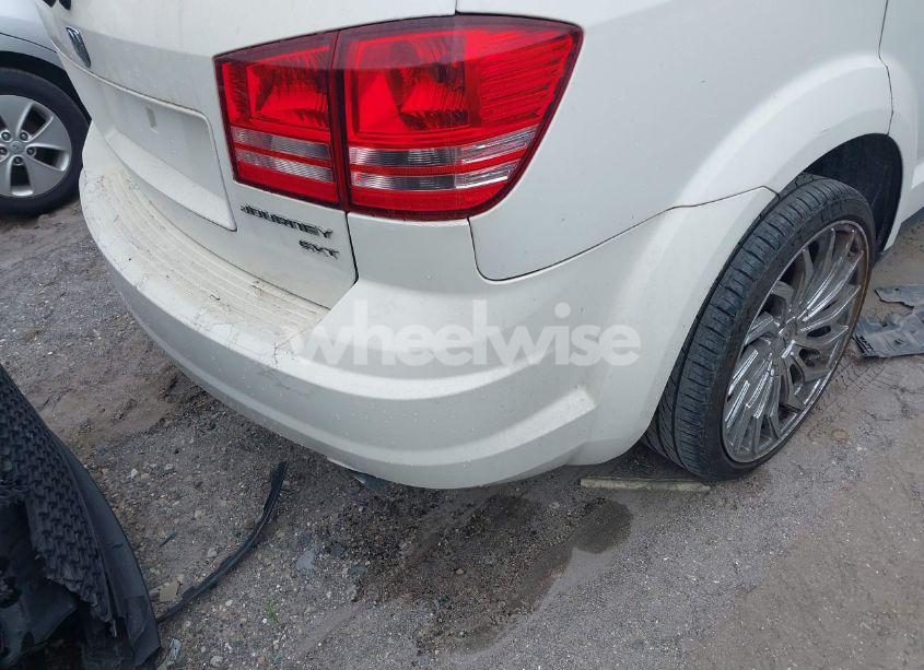 Photo 18 of 2010 Dodge Journey SXT (VIN 3D4PG5FV9AT176529)