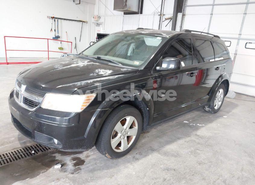 Photo 2 of 2010 Dodge Journey SXT (VIN 3D4PG5FV9AT190463)