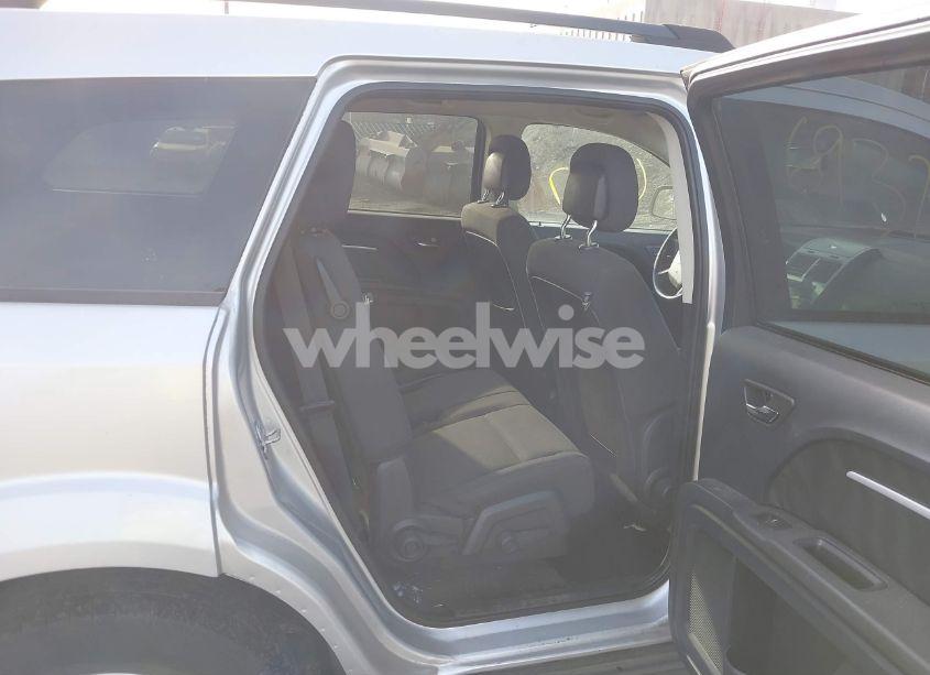 Photo 8 of 2010 Dodge Journey SXT (VIN 3D4PG5FV9AT265923)