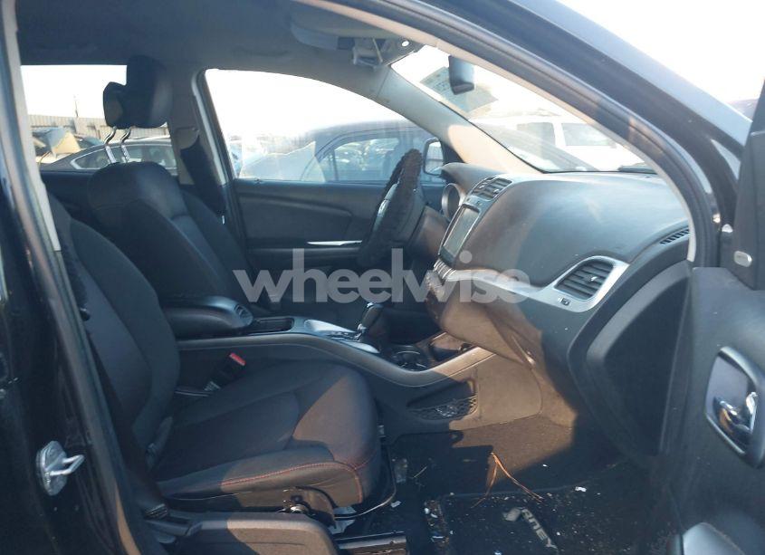 Photo 5 of 2011 Dodge Journey R/T (VIN 3D4PG7FG9BT534744)