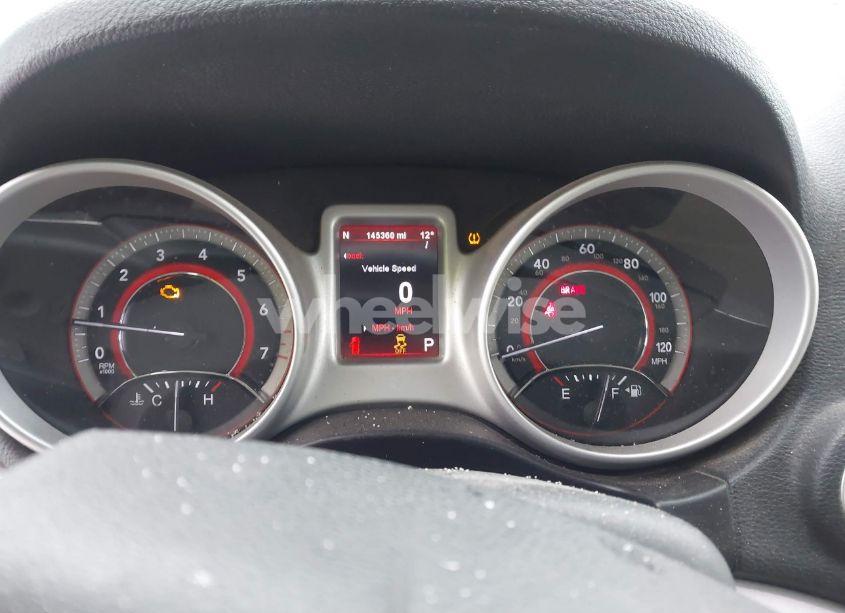 Photo 7 of 2011 Dodge Journey MAINSTREET (VIN 3D4PH1FG0BT544797)