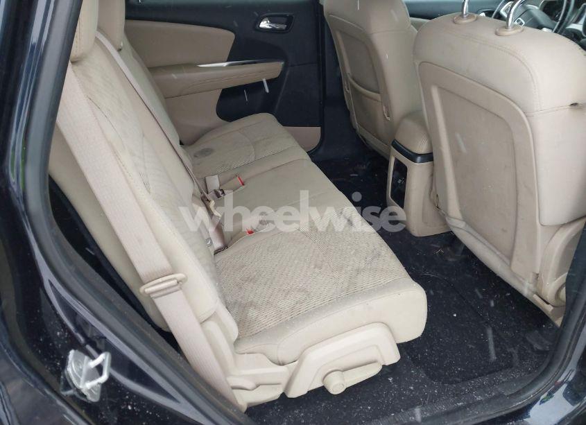 Photo 8 of 2011 Dodge Journey MAINSTREET (VIN 3D4PH1FG0BT544797)