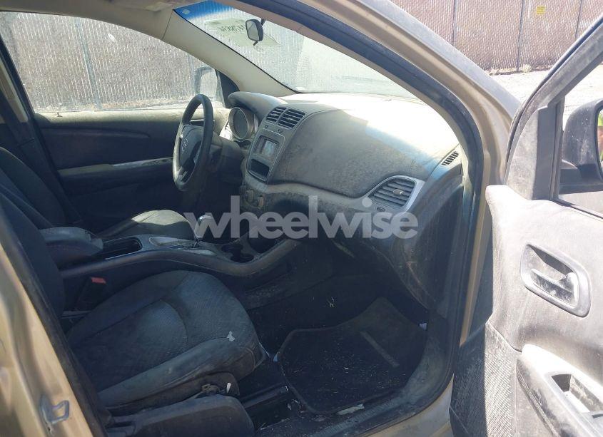 Photo 5 of 2011 Dodge Journey MAINSTREET (VIN 3D4PH1FG1BT561298)