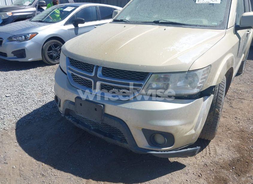 Photo 6 of 2011 Dodge Journey MAINSTREET (VIN 3D4PH1FG1BT561298)