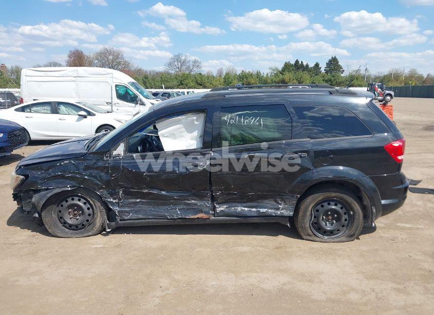 Photo 13 of 2011 Dodge Journey MAINSTREET (VIN 3D4PH1FG2BT516953)