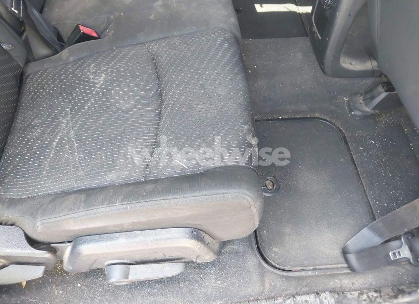 Photo 8 of 2011 Dodge Journey MAINSTREET (VIN 3D4PH1FG2BT516953)