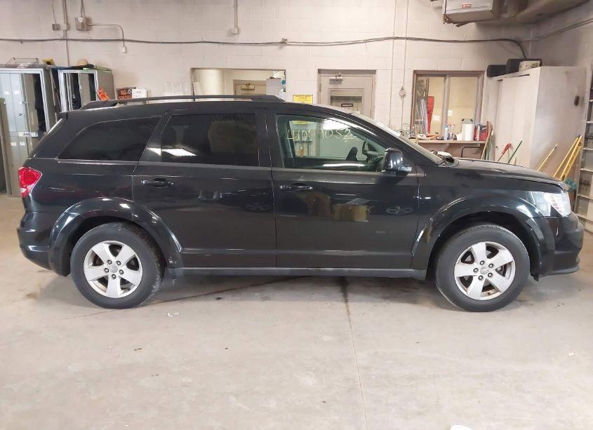 Photo 13 of 2011 Dodge Journey MAINSTREET (VIN 3D4PH1FG3BT524737)
