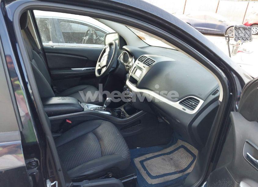 Photo 5 of 2011 Dodge Journey MAINSTREET (VIN 3D4PH1FG4BT524715)