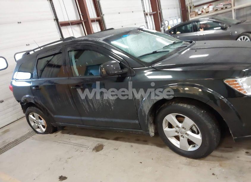Photo 13 of 2011 Dodge Journey MAINSTREET (VIN 3D4PH1FG4BT530322)