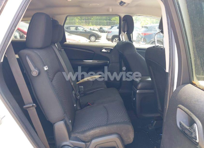Photo 8 of 2011 Dodge Journey MAINSTREET (VIN 3D4PH1FG8BT559242)