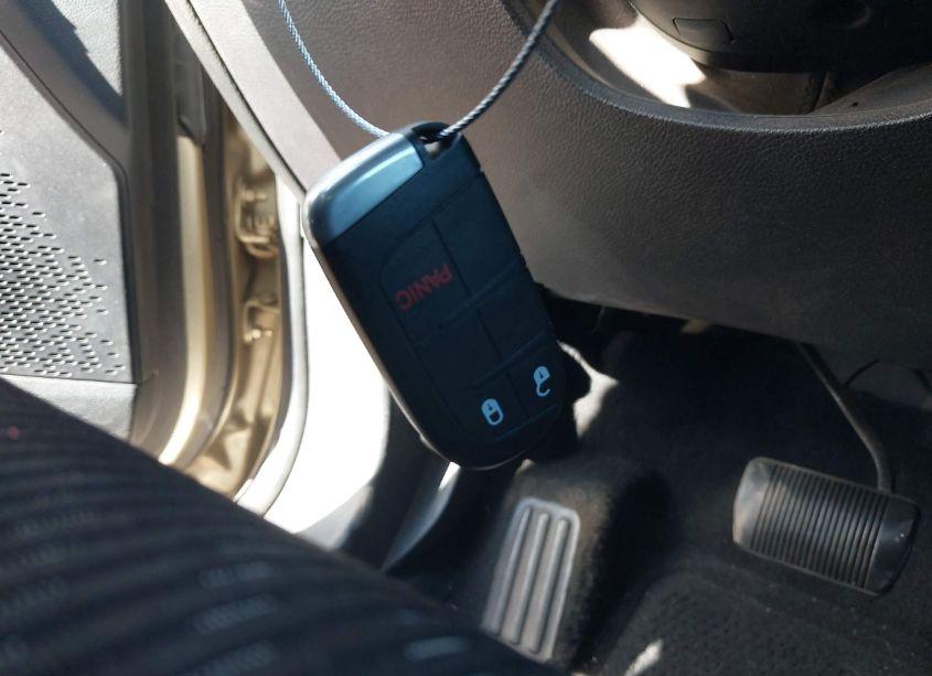 Photo 11 of 2011 Dodge Journey MAINSTREET (VIN 3D4PH1FG9BT565289)