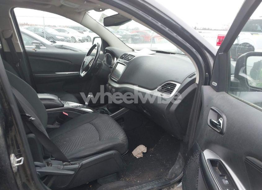 Photo 5 of 2011 Dodge Journey CREW (VIN 3D4PH3FG9BT530313)