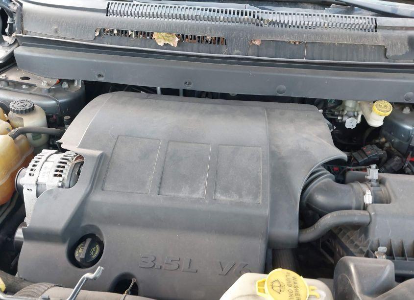 Photo 10 of 2010 Dodge Journey SXT (VIN 3D4PH5FV1AT122428)