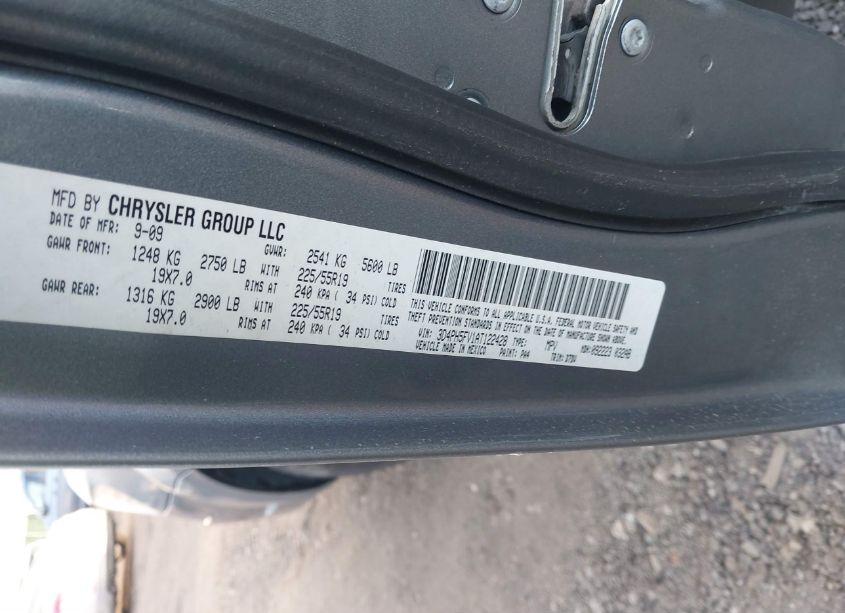 Photo 9 of 2010 Dodge Journey SXT (VIN 3D4PH5FV1AT122428)