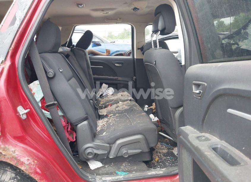 Photo 8 of 2010 Dodge Journey SXT (VIN 3D4PH5FV3AT150716)