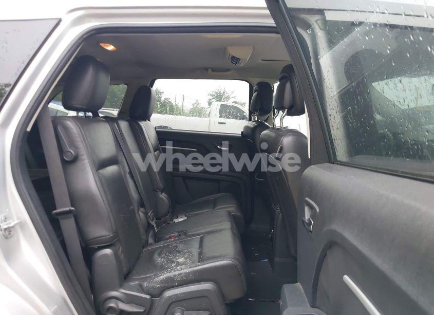 Photo 8 of 2010 Dodge Journey SXT (VIN 3D4PH5FV3AT282827)