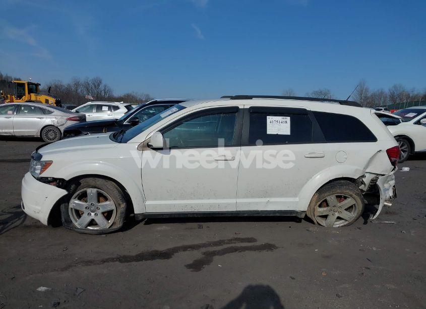 Photo 6 of 2010 Dodge Journey SXT (VIN 3D4PH5FV6AT282711)
