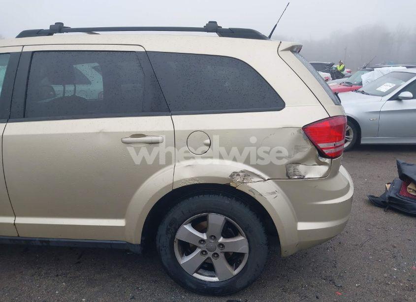 Photo 6 of 2010 Dodge Journey SXT (VIN 3D4PH5FV9AT251548)