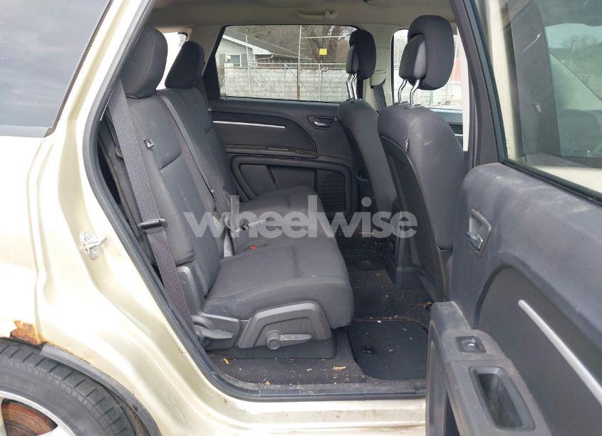 Photo 8 of 2010 Dodge Journey SXT (VIN 3D4PH5FVXAT138773)