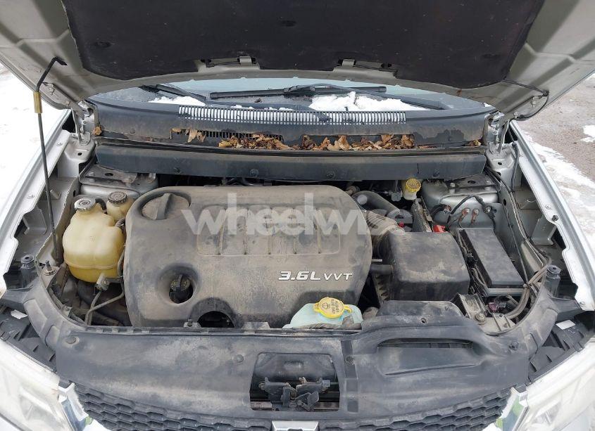 Photo 10 of 2011 Dodge Journey LUX (VIN 3D4PH9FG5BT513737)