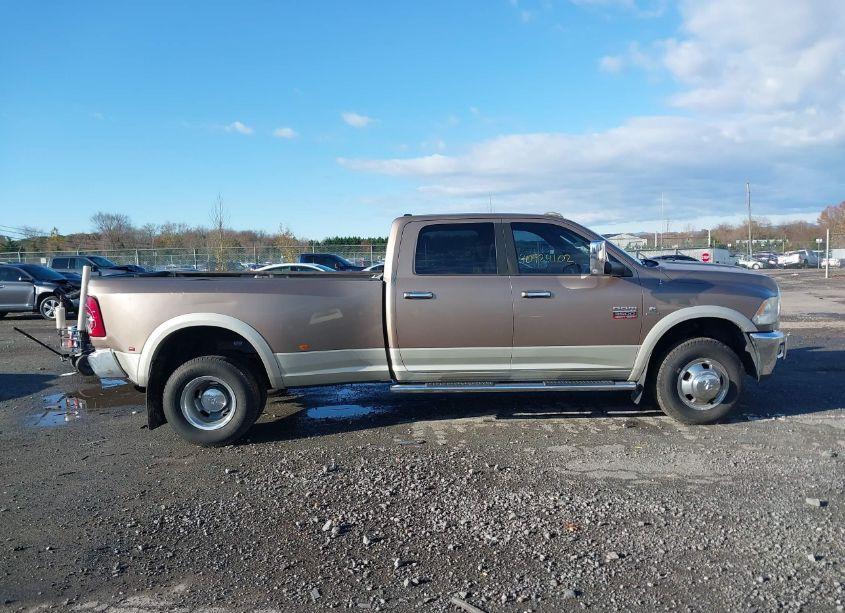 Photo 13 of 2010 Dodge Ram 3500 LARAMIE (VIN 3D73Y4CL2AG136894)