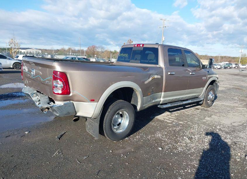 Photo 4 of 2010 Dodge Ram 3500 LARAMIE (VIN 3D73Y4CL2AG136894)
