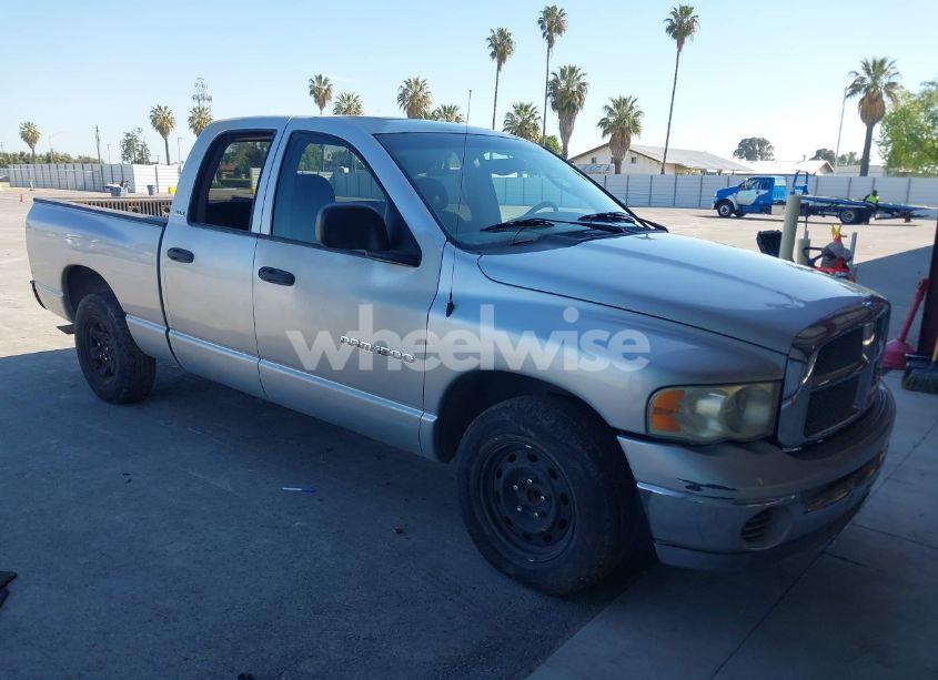 2002 Dodge Ram 1500 ST (VIN 3D7HA18N82G177700) main photo