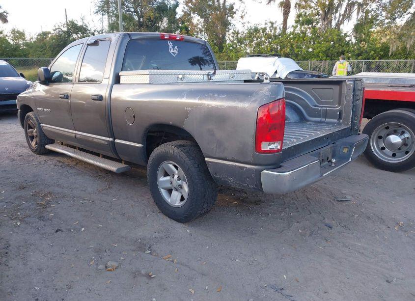 Photo 3 of 2002 Dodge Ram 1500 ST (VIN 3D7HA18NX2G155519)