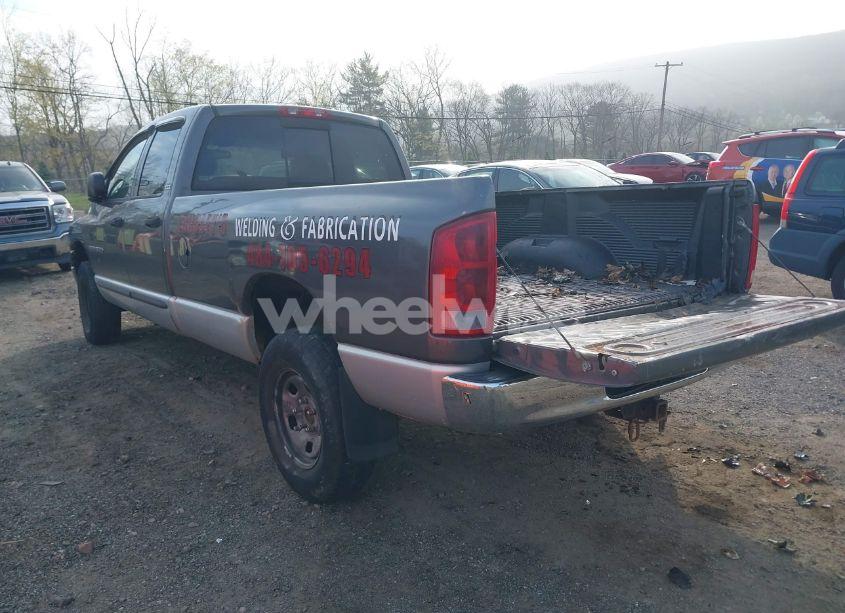Photo 3 of 2002 Dodge Ram 1500 ST (VIN 3D7HU18N52G158402)