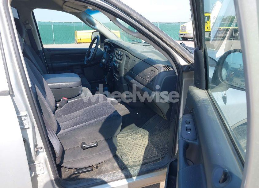 Photo 5 of 2002 Dodge Ram 1500 ST (VIN 3D7HU18Z32G110884)